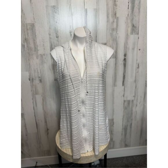 Swimsuit cover white - Picture 2 of 8